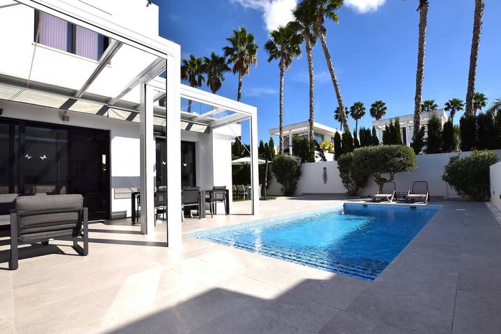 Vakantiehuis voor 6 personen, met balkon en tuin in San Fulgencio