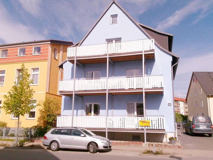 Ferienhaus für 6 Personen, mit Balkon und Seeblick an der Müritz - 2