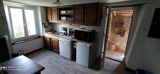 Gîte pour 6 personnes, avec terrasse à Villeneuve-d'Allier