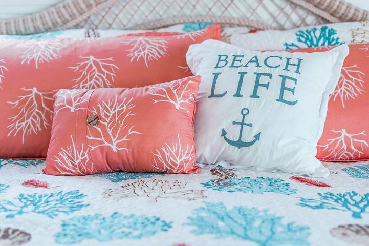 Vacation rental for 6 people, with hot tub and balcony in St. George Island