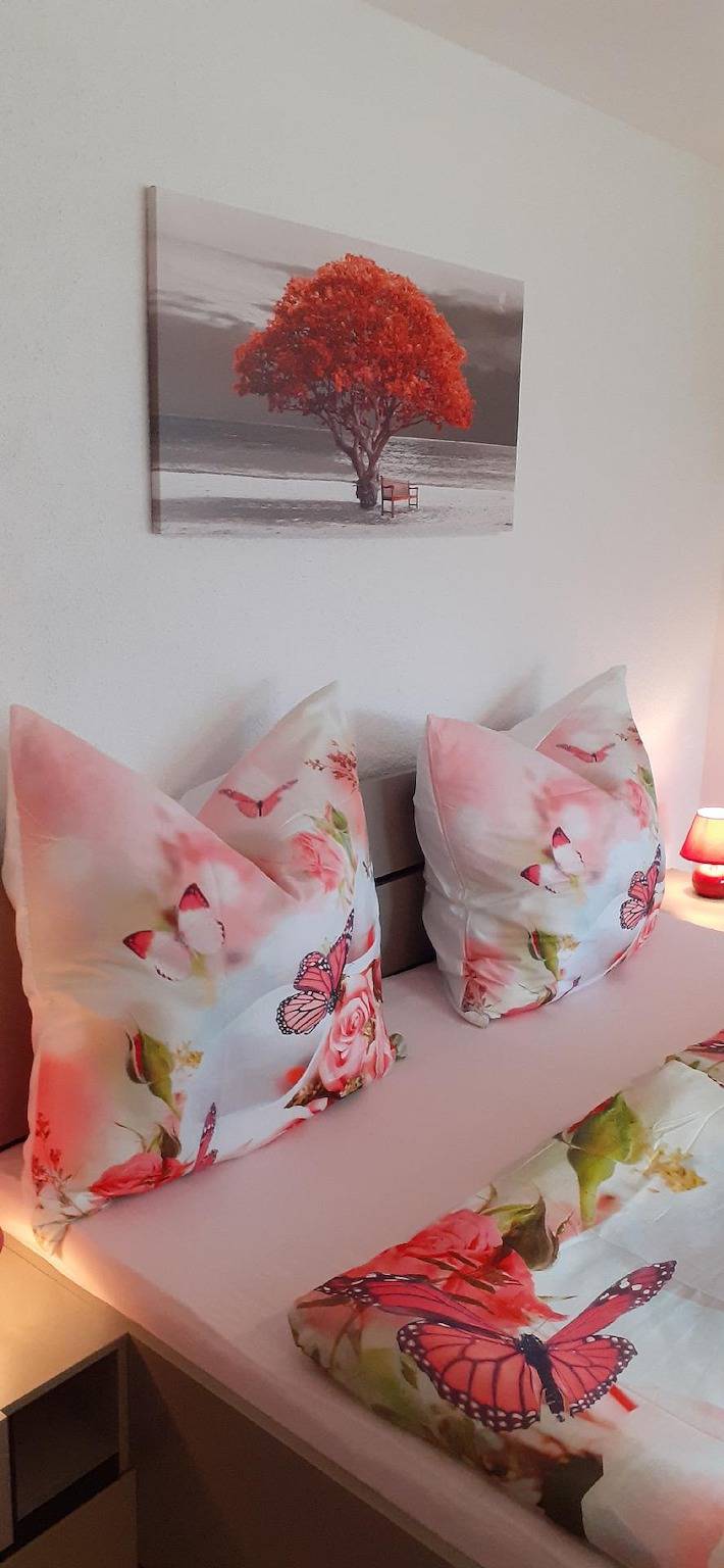 Ganze Ferienwohnung, Schöne Fewo in ruhiger Lage, mit großem Garten in Neustadt in Sachsen, Elbsandsteingebirge