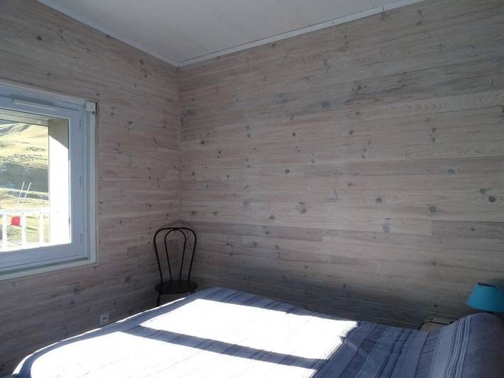 Apartamento entero, Apartamento acogedor en zona de esquí con 2 habitaciones, cocina equipada y casillero para esquís in La Pierre Saint-Martin, Arette