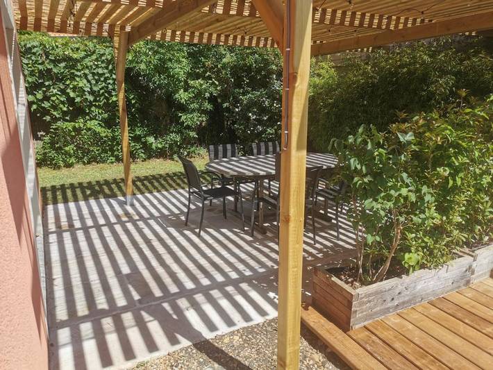 Location de vacances pour 8 personnes, avec jacuzzi et jardin à Montmerle-sur-Saône - 2