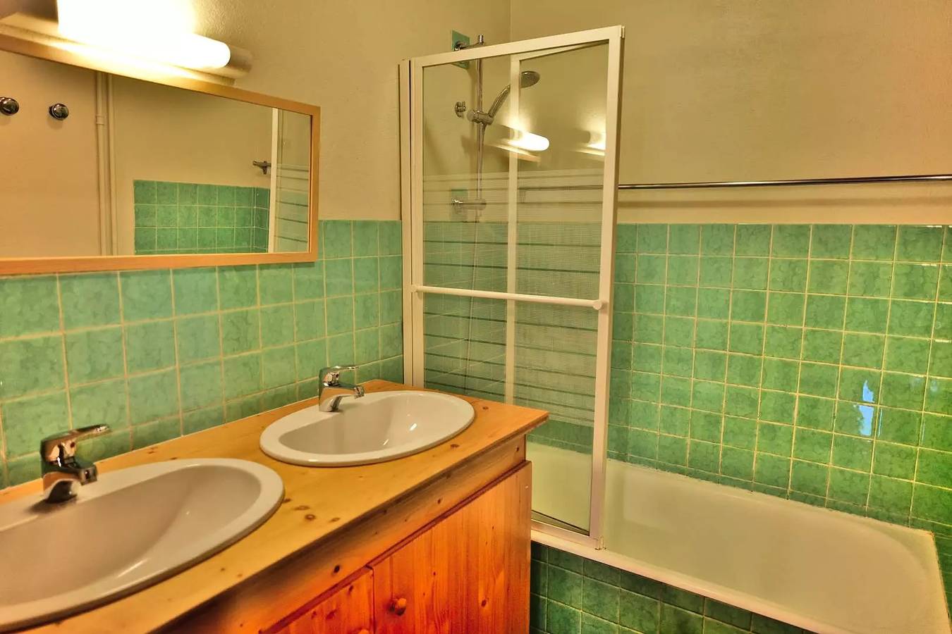 Apartamento entero, Apartamento 6 personas en chalet individual - Garden Rez in Le Grand-Bornand, Región de Annecy