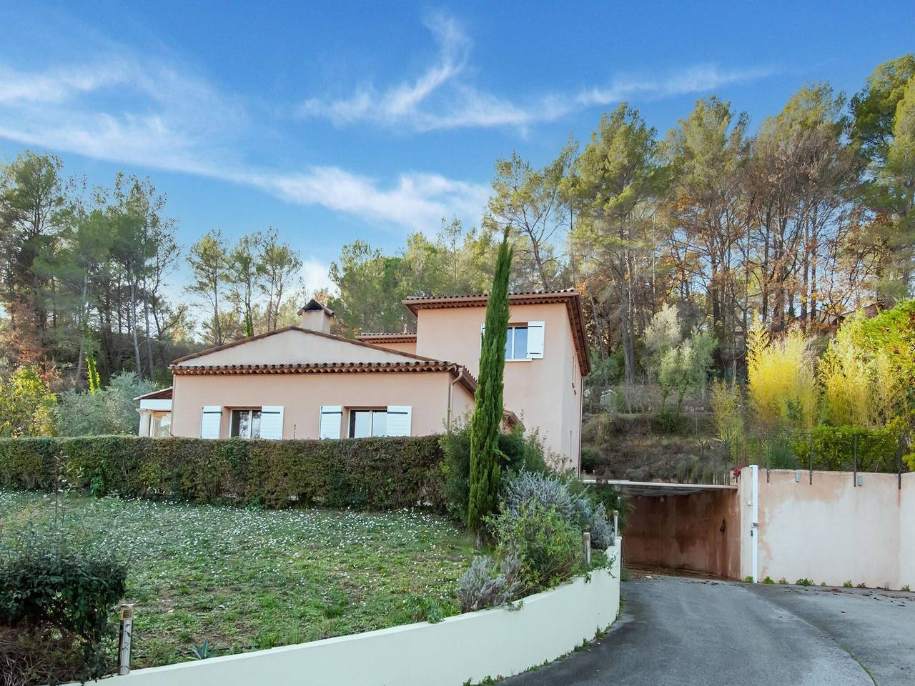Spacious holiday home in Seillans with private pool in Seillans, Draguignan Region