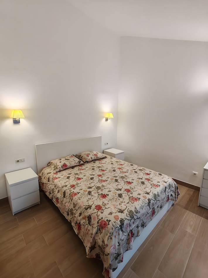 Apartamento para 6 personas, con piscina para niños y balcón en Sonnenland