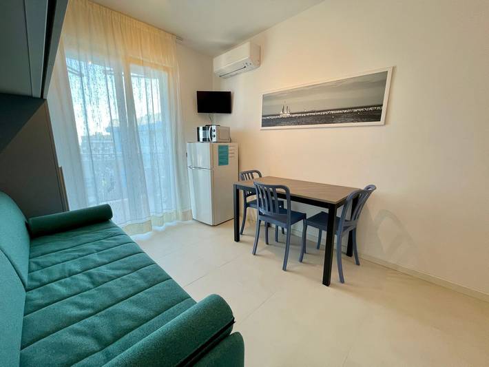 Studio für 2 Personen, mit Balkon/Terrasse und Meerblick sowie Ausblick, mit Haustier in Caorle - 3