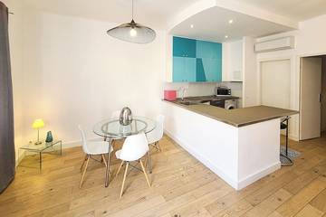 Gîte pour 4 personnes, avec balcon dans Port de Nice