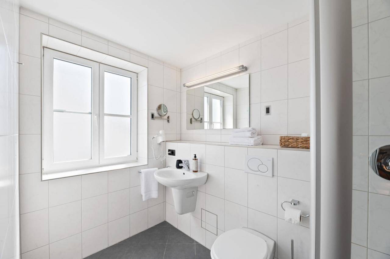 Double Room (bed size 140x200) in Stuttgart, Stuttgart Region