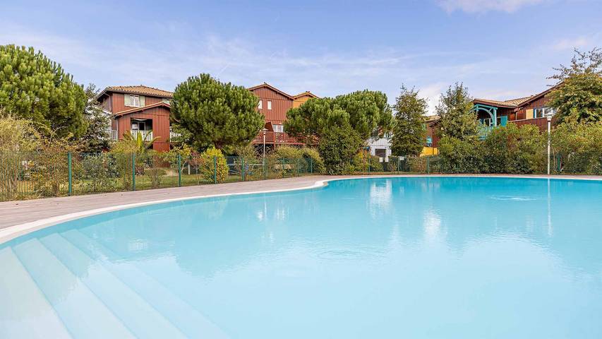 Gîte pour 5 personnes, avec piscine et terrasse, adapté aux familles à Le Teich - 2