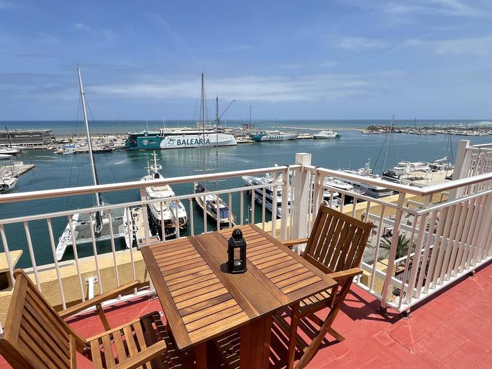 Holiday letting for 5 people, with Ocean view and Balcony as well as Terrace in Dénia