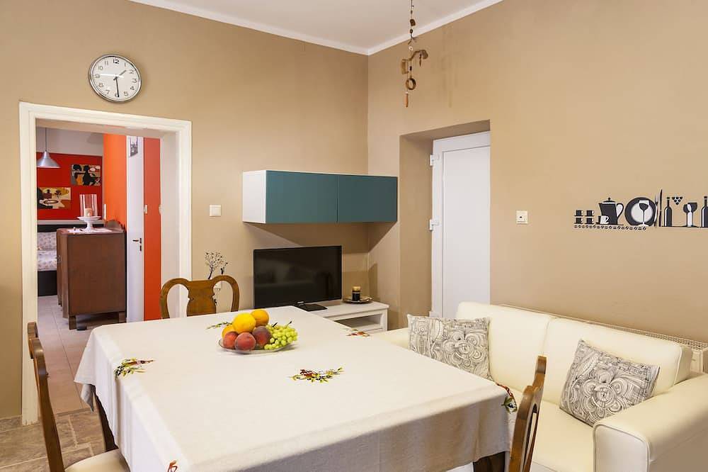 Belle maison individuelle dans les montagnes à Kolymvari in Région de la Canée