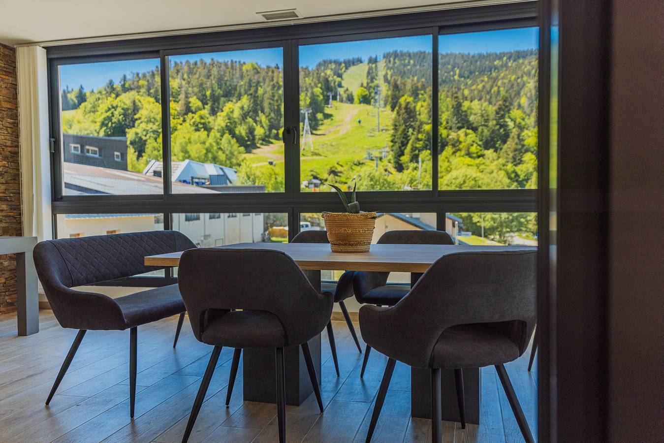 Apartamento entero, Apartamento vacacional "Résidence Pieds Des Pistes" cerca de las pistas con terraza privada y Wi-Fi in Pirineos franceses