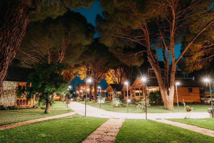 Bed and breakfast for 3 personer, med Balkon og Terrasse såvel som Have og Udsigt i Antalya
