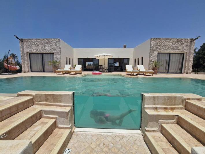 Location de vacances pour 8 personnes, avec piscine ainsi que vue et terrasse, animaux acceptés dans Sidi Kaouki