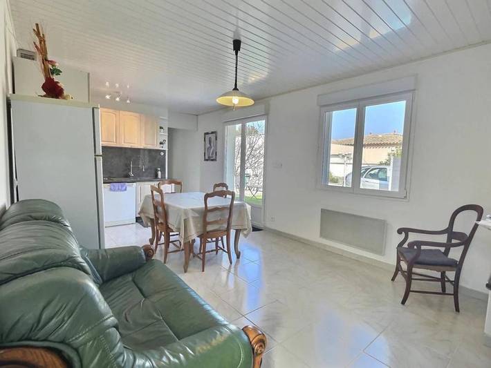 Location de vacances pour 4 personnes, avec terrasse et piscine à Sauvian - 3