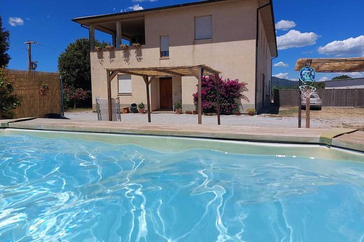 Appartamento vacanze per 4 persone, con piscina e giardino - 1