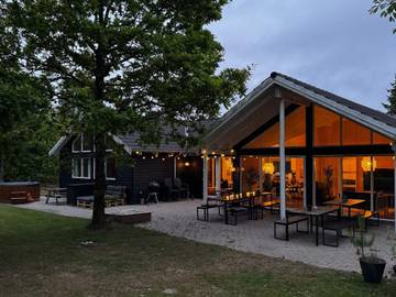 Ferienhaus für 18 Personen in Henne Strand, Filsø See, Bild 2