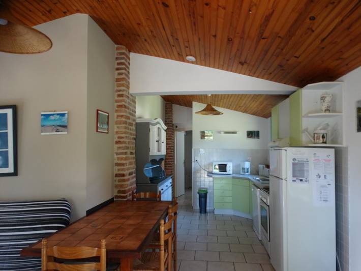 Gîte pour 4 personnes, avec jardin à Saint-Julien-en-Born - 3