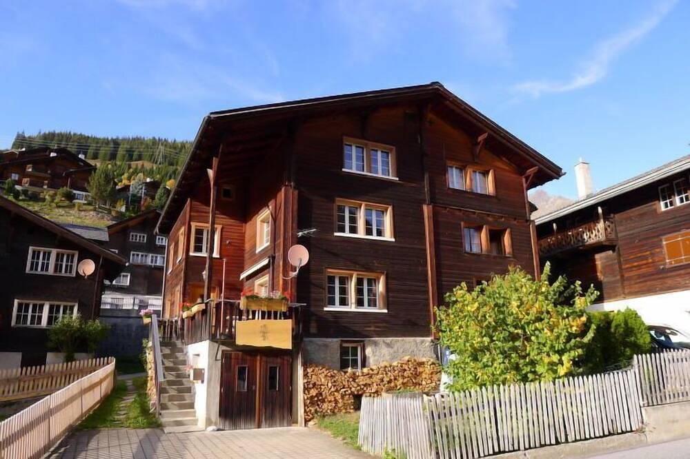 Entire apartment, Crestatgiet by Interhome in Sedrun, Tujetsch