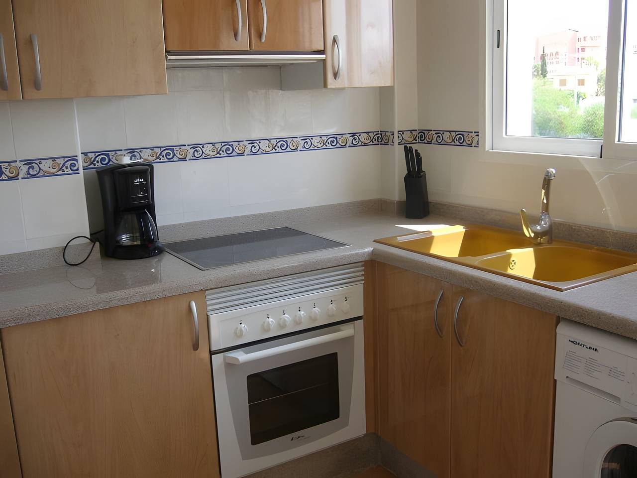 Casa Vacacional 'Adosado Oliva Nova' con Piscina Compartida, Terraza y Wi-Fi in Oliva, Costa Blanca