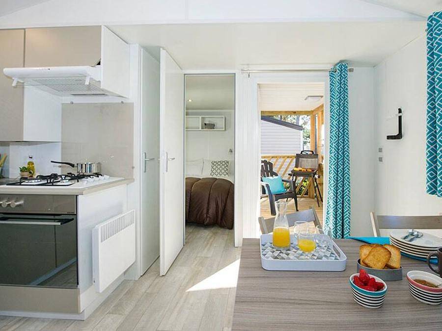 Alannia El Pinar - Bungalow 4 persons - Mobile home | Comfort | 2 Bedrooms | 4 Pers | Single terrace | Air conditioning | Tv in Els Pins Blanes, Blanes