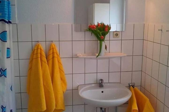 Ferienhaus für 5 Personen, mit Terrasse und Garten in Altjellingsdorf - 4