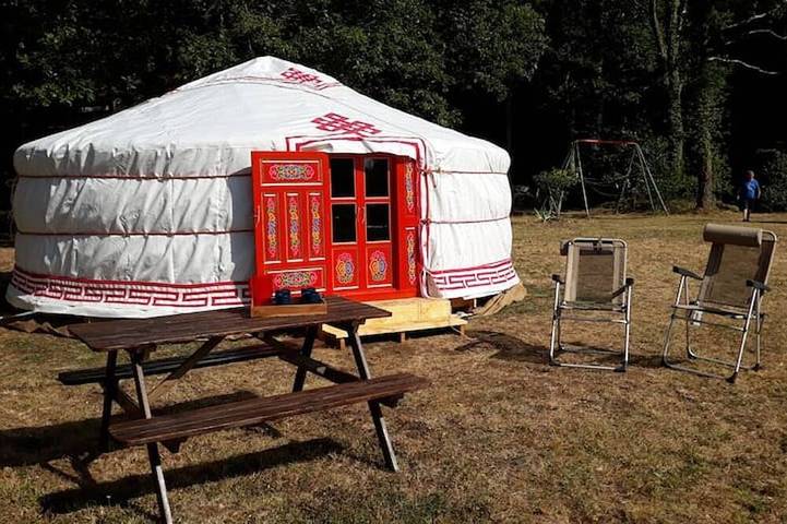 Camping pour 4 personnes, avec Jardin