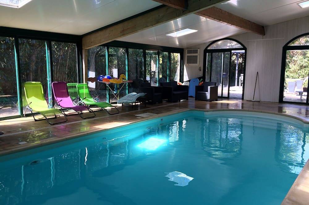 Paris, les impressionnistes, Disney, Versailles, balades en foret et piscine in Frépillon, Val-d'Oise