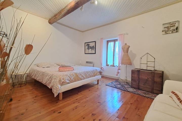 Ferienhaus für 7 Personen, mit Garten und Pool sowie Balkon, kinderfreundlich in Aude - 2