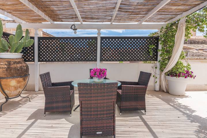 Casa de vacaciones 'Casa Neathon' con Wi-Fi, terraza y balcón in Noto (Sicilia), Municipio de Noto