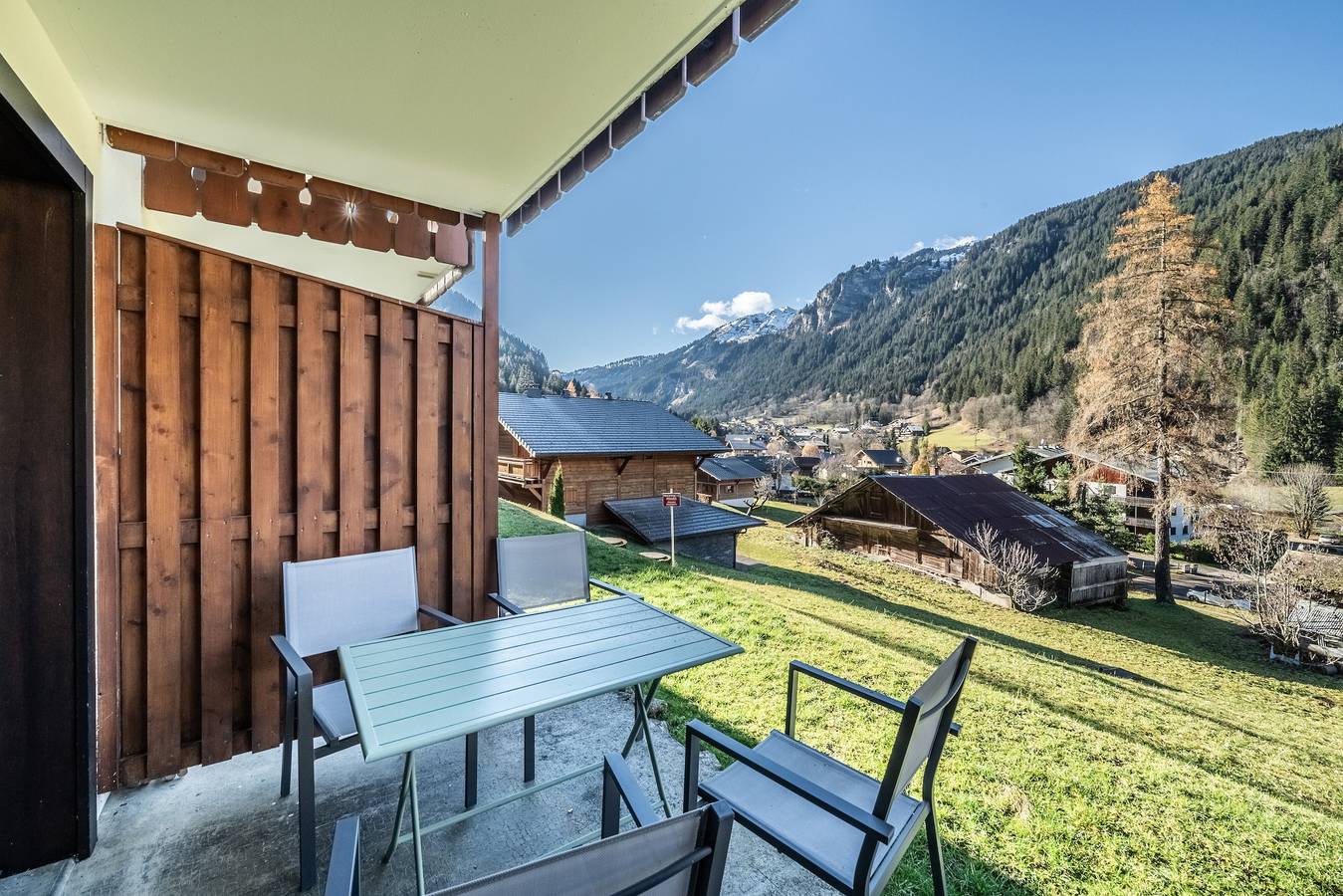 Appartamento intero, Studio con terrazza privata e vista montagna a Chatel, 4 persone in Chatel, Les Portes du Soleil