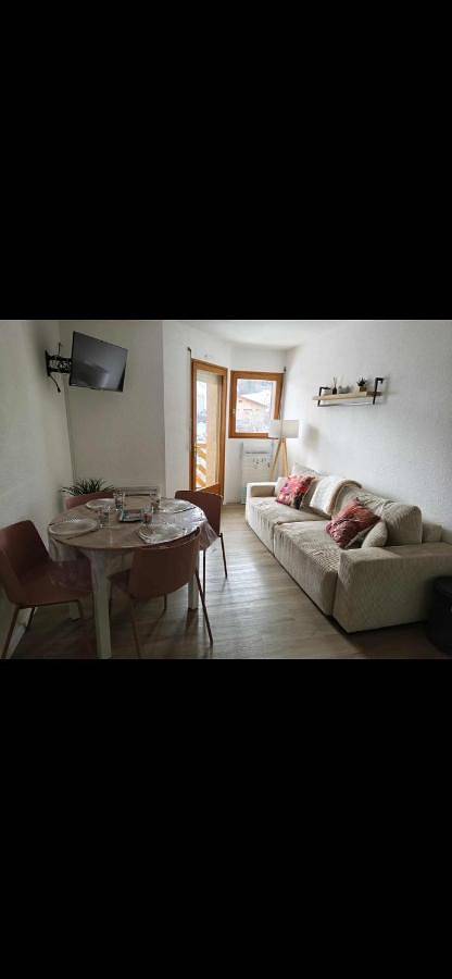 Gîte pour 4 personnes, avec piscine et balcon dans Office De Tourisme Des Hopitaux Neufs - 3