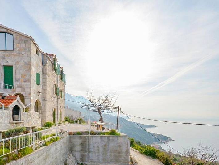 Ferieleilighet for 4 personer, med Terrasse i Split-Dalmatia