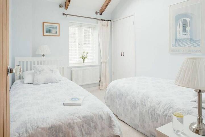 Entire apartment, Famous Artist's Residence Near to St Ives Harbour in St. Ives, Cornwall