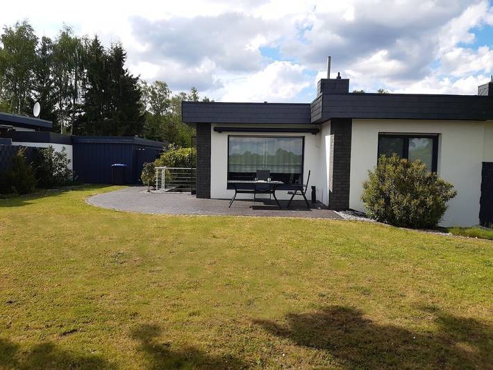 Bungalow in Suderburg mit Schwimmbecken in Suderburg, Landkreis Uelzen