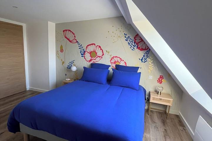 Location de vacances pour 10 personnes, avec jardin et balcon ainsi que sauna et jacuzzi dans Plage Du Pouldu Santec - 2