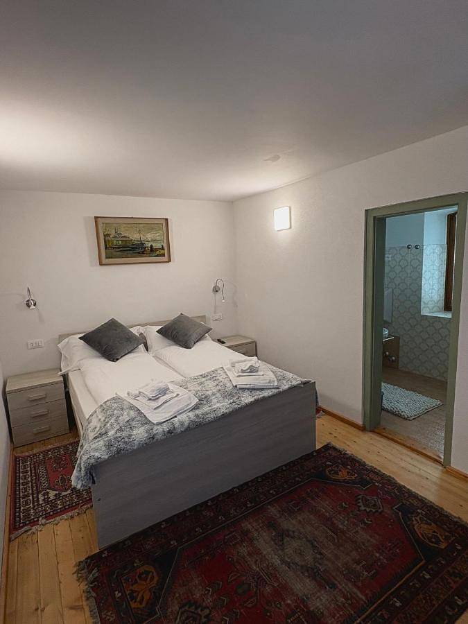 Gîte pour 5 personnes, avec vue dans Padola