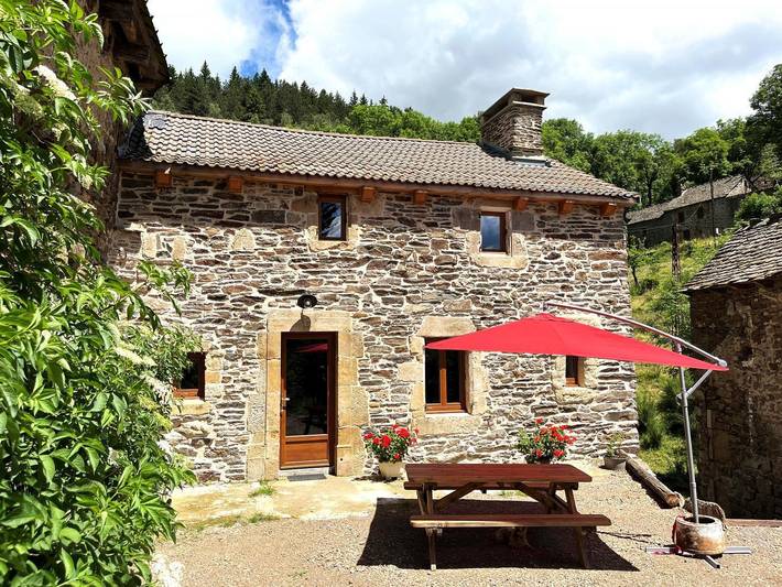 Gîte pour 6 personnes, avec Terrasse ainsi que Jardin et Vue