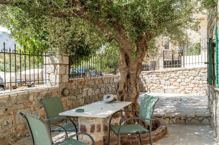 Ferienhaus für 4 Personen, mit Garten in Mani Peninsula