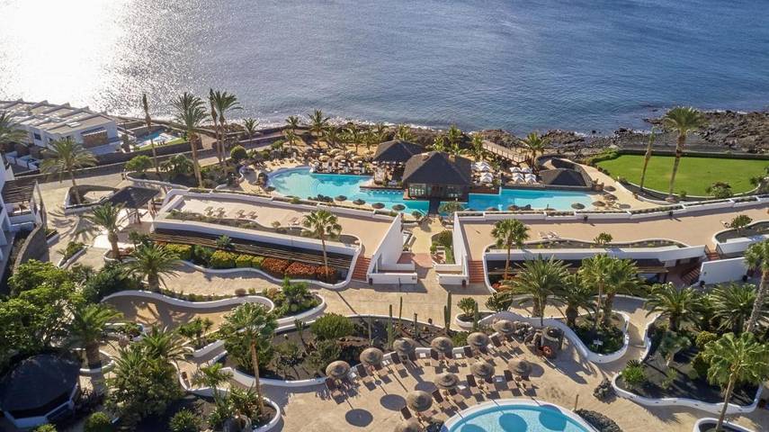 Hotel für 2 Personen, mit Pool und Whirlpool sowie Garten und Sauna in Puerto Calero Marina