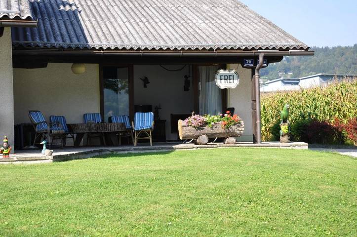 Bungalow für 4 Personen, mit Garten und Seeblick sowie Ausblick, mit Haustier am Wörthersee - 2