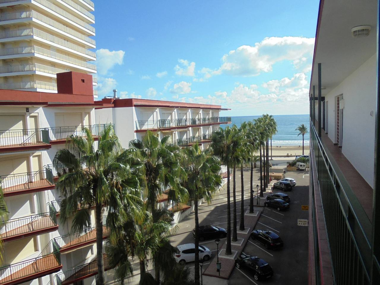 Appartamento intero, Cozy 1-bedroom apartment with parking, 100m from the beach in Peñiscola in Peñíscola, Costa dell'Azahar