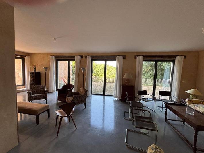 Location de vacances pour 15 personnes, avec piscine ainsi que terrasse et vue à Issac - 2