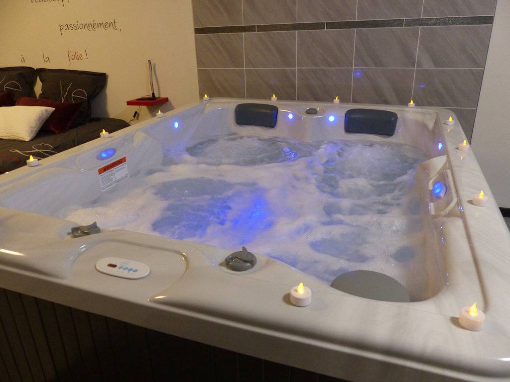 Appartement entier, Appartement cosy avec Spa privatif in Auterive, Lauragais