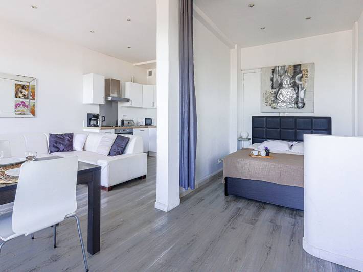 Ferienwohnung für 2 Personen, mit Terrasse, mit Haustier in Nizza