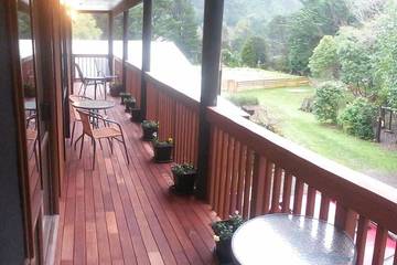 Holiday Home for 24 People in Wellington, Photo 2