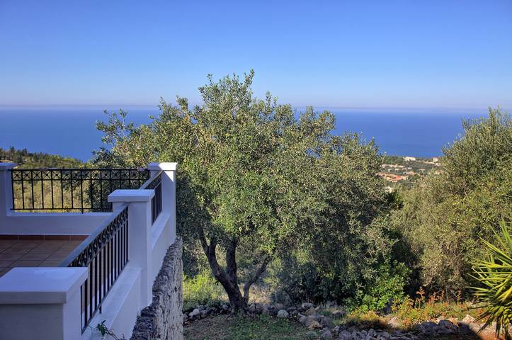 Casa vacanze 'Villa Ostria' con vista mare, piscina privata e Wi-Fi in Grecia