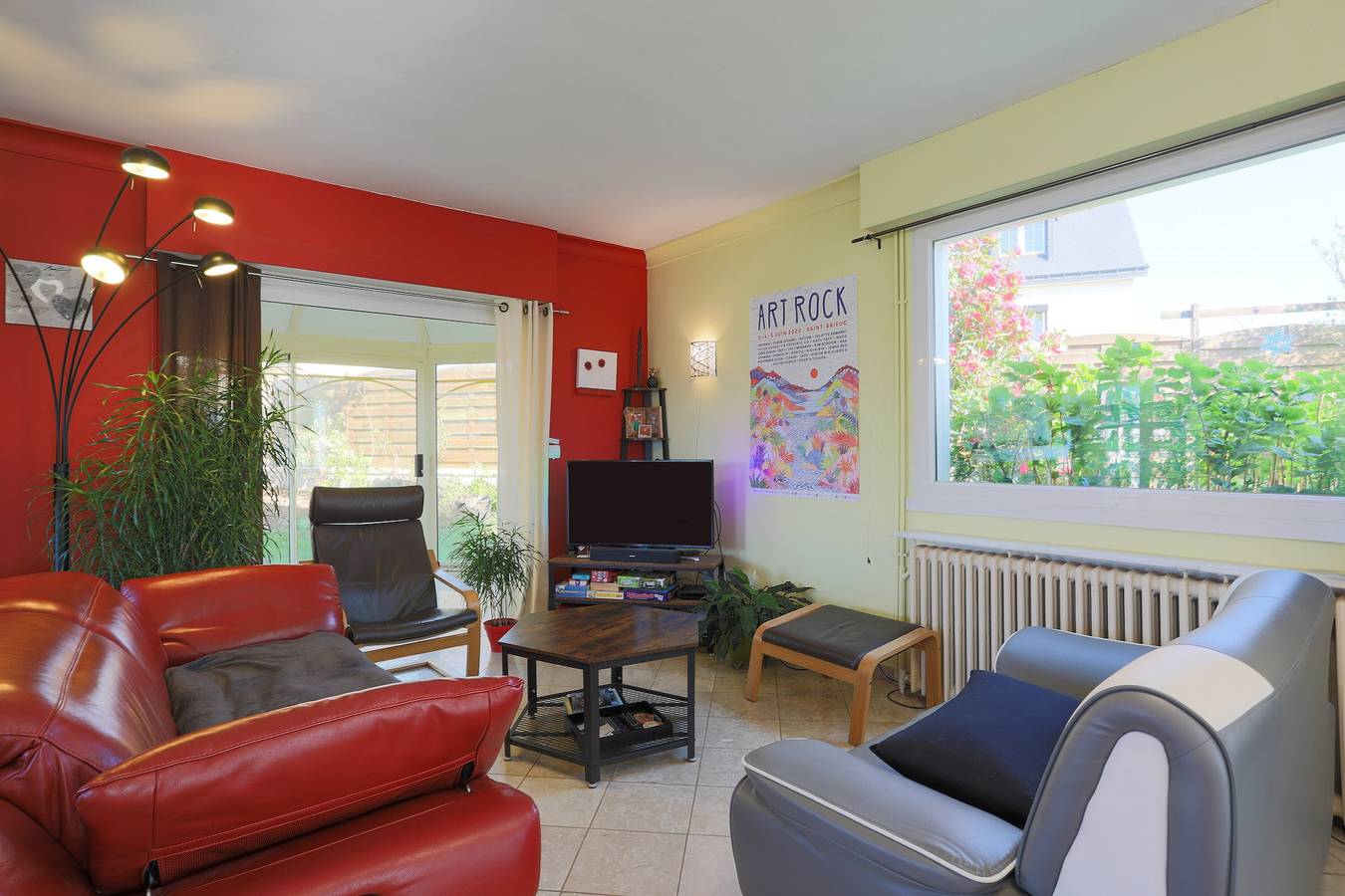 Casa de vacaciones 'Charmante Maison' con jardín privado y Wi-Fi in Plérin, Côte de Goëlo