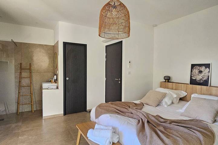 Gîte pour 2 personnes, avec jardin et piscine à Olmiccia - 4